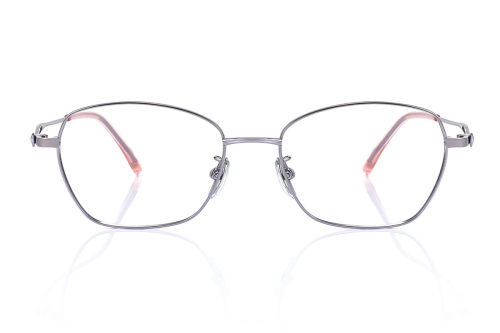 Hey, you won’t want to miss these chic eyeglasses!