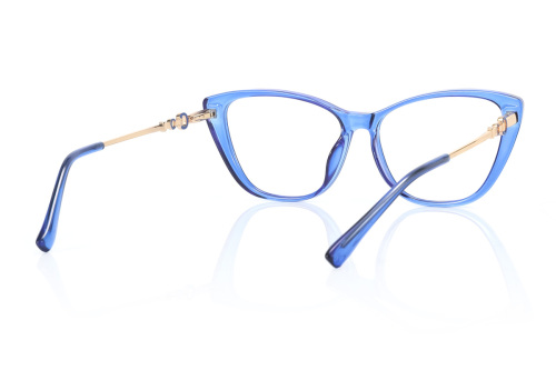 Looking for glasses that turn heads?