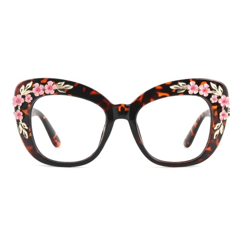 Tropic is designed with the concept of uniqueness and elegance combined together.