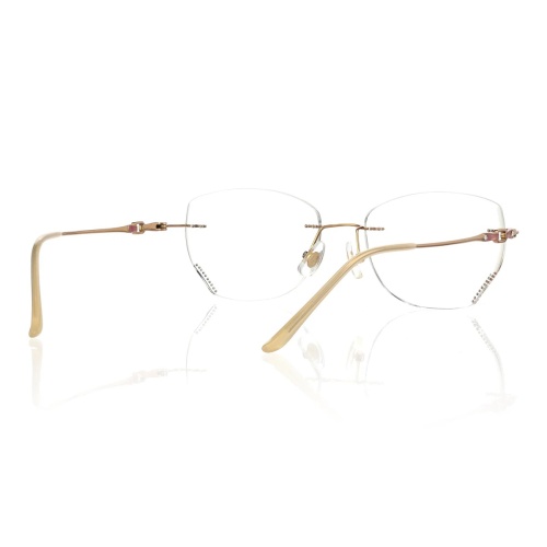 Want to turn heads with a touch of glam?