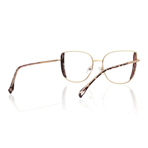 Wow, check out these stunning eyeglasses!