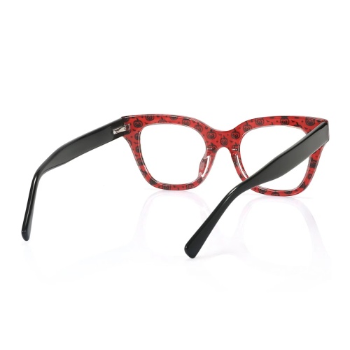 Hey folks! Need glasses that add a bold pop to your look while staying comfy?
