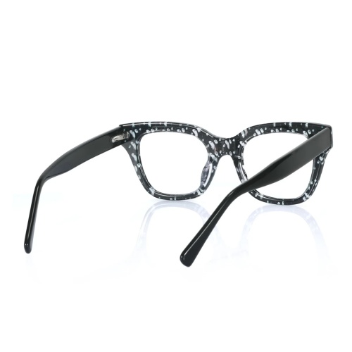 Hey folks! Need glasses that add a bold pop to your look while staying comfy?