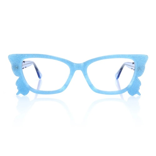 Hey fashion insiders! These eyeglass frames are a total style staple.