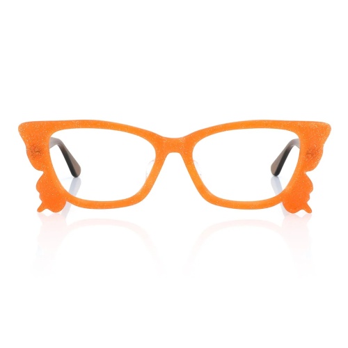 Hey fashion insiders! These eyeglass frames are a total style staple.