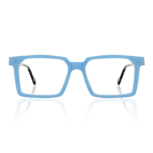 Looking for standout daily eyeglasses that won’t weigh you down?