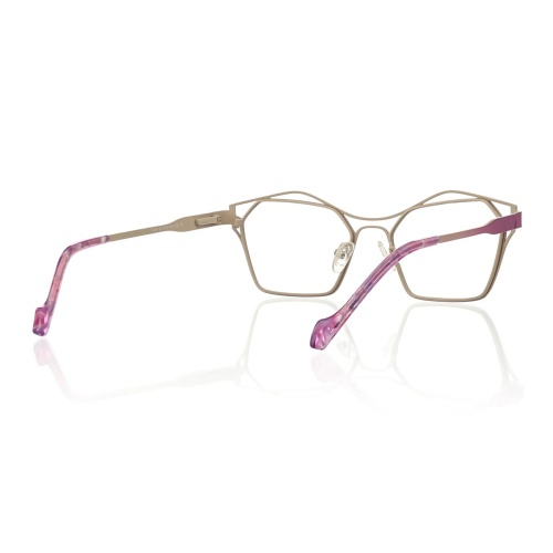 Want to spice up your style with a pop of color?