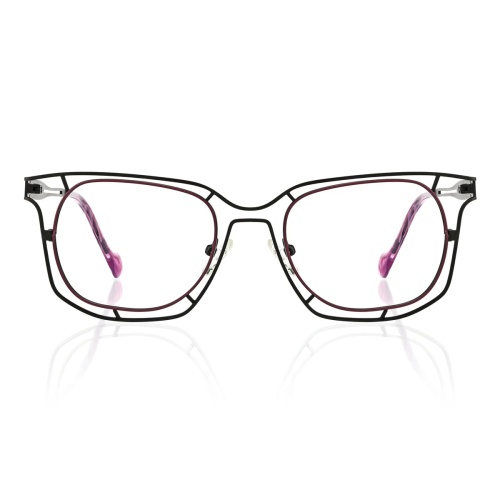 Wow, check out this game-changing eyewear!