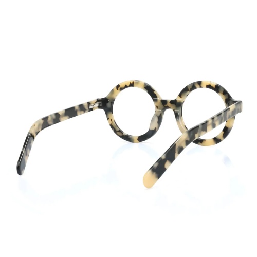 Looking to infuse your style with a touch of nature-inspired elegance?