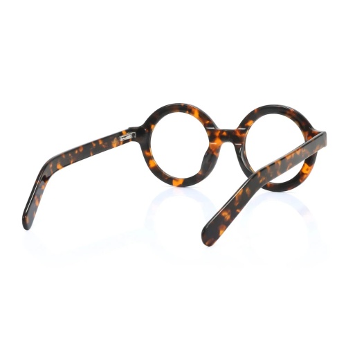 Looking to infuse your style with a touch of nature-inspired elegance?
