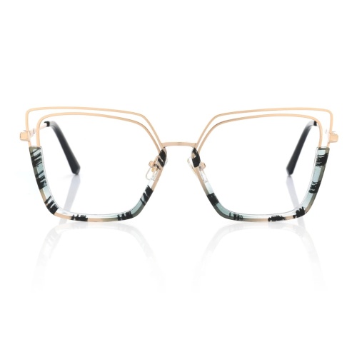 Hey eyeglass lovers!