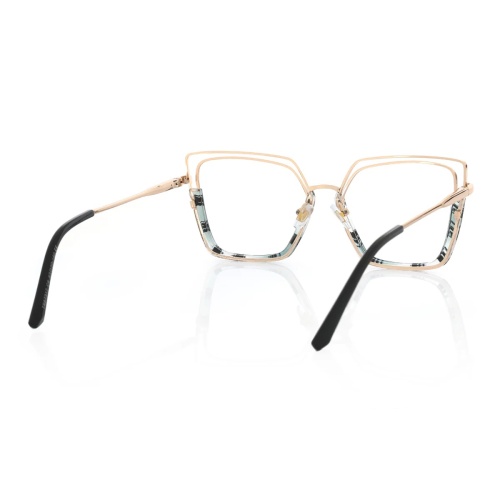 Hey eyeglass lovers!