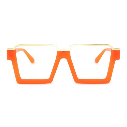 Turn heads with these bold red eyeglasses that effortlessly combine style and confidence!