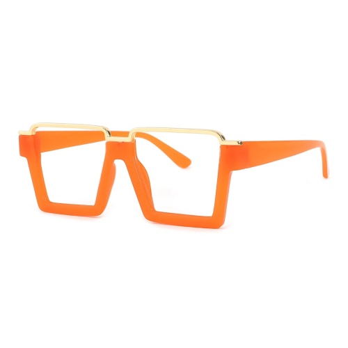 Turn heads with these bold red eyeglasses that effortlessly combine style and confidence!