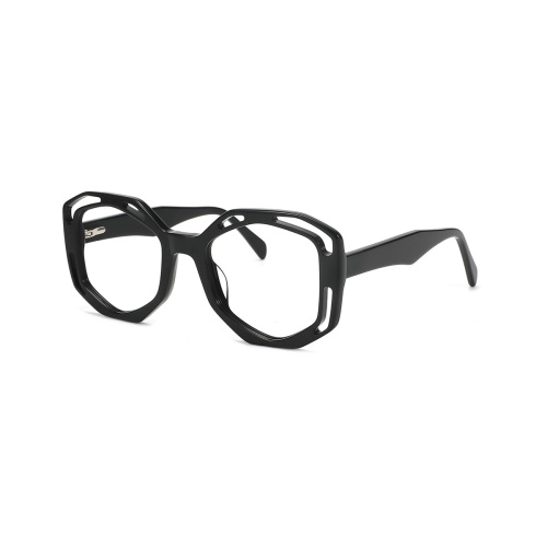 Make a bold statement with these eye-catching glasses!​​