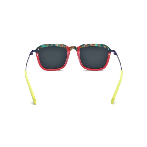 Looking to make a bold fashion statement?