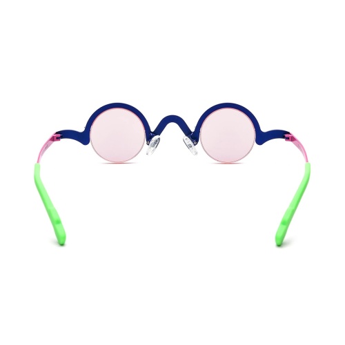Looking to refresh your eyewear collection with something bold and stylish?