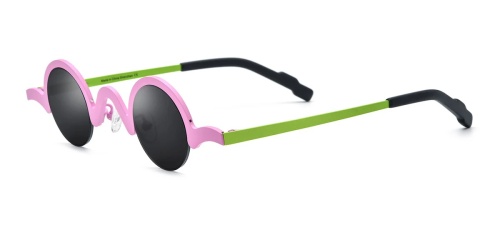Looking to refresh your eyewear collection with something bold and stylish?