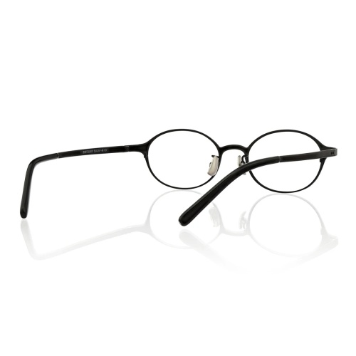 Hey, these gold eyeglasses are pure elegance with classic charm!