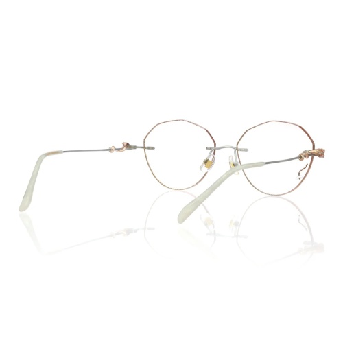Want glasses that turn heads?