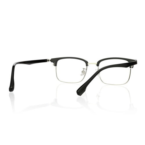 Hey, style lovers! These glasses are absolute must-haves.