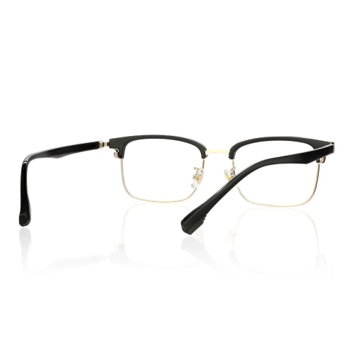 Hey, style lovers! These glasses are absolute must-haves.